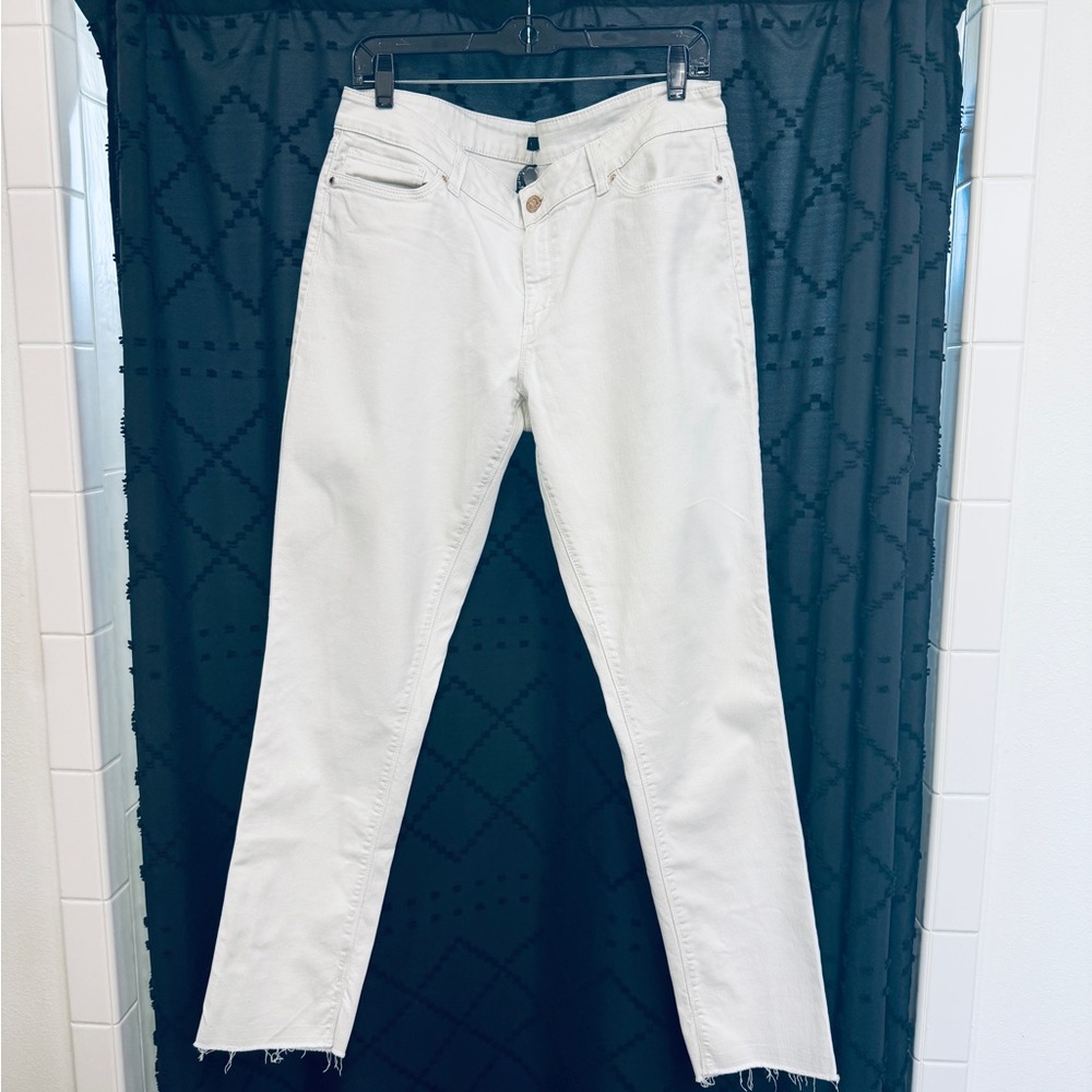 White House Black Market White Straight Leg Jeans